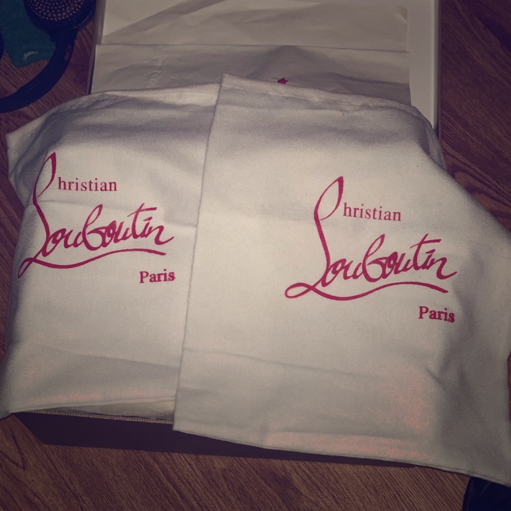 Christian louboutin size 44